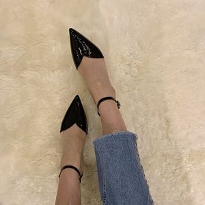 NEW Vince Camino pointy strap skinny heel